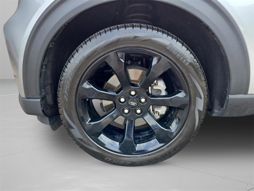 2024 Ford Explorer ST-Line photo 7