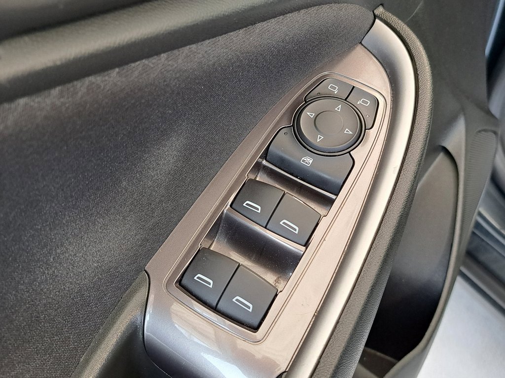 2021 Chevrolet Malibu LS photo 21