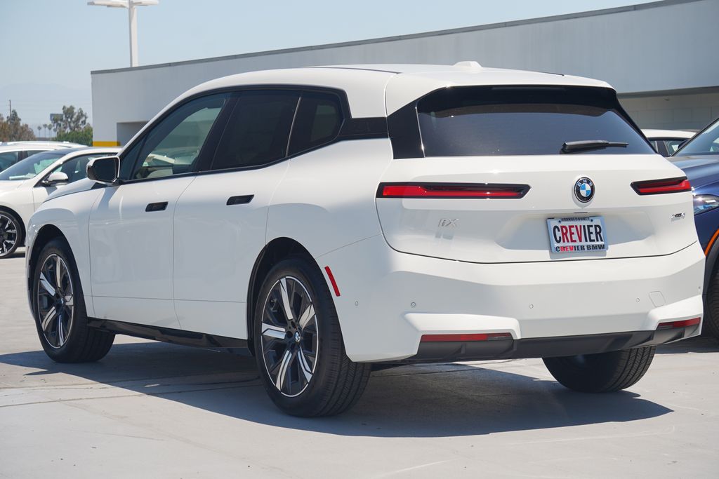 2026 Bmw iX photo 6