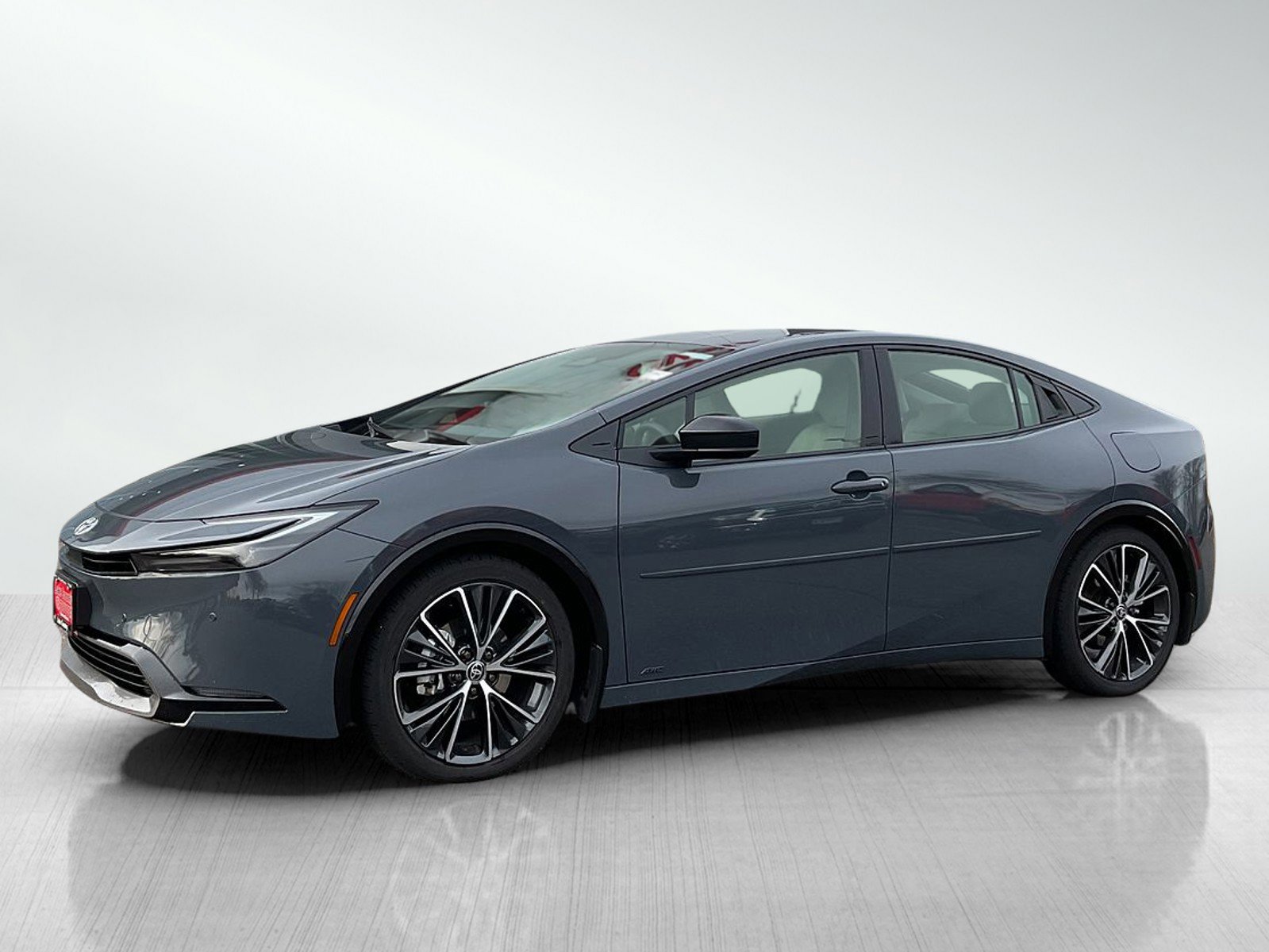 2024 Toyota Prius XLE's photo