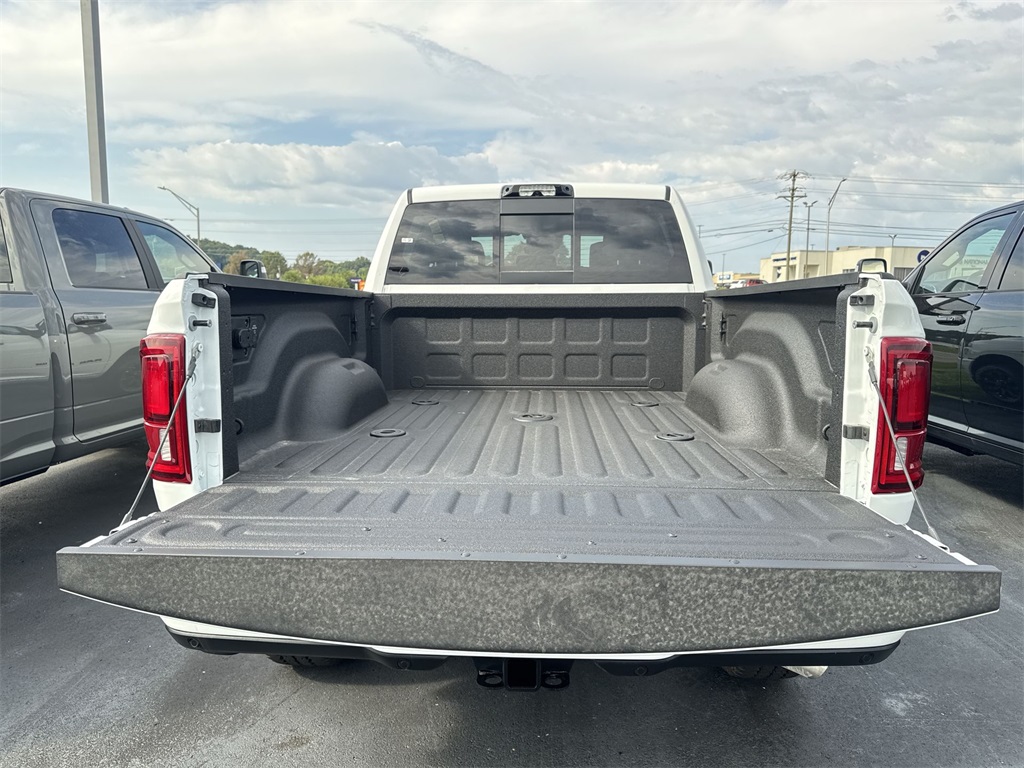 2026 Ram 2500 Laramie photo 29