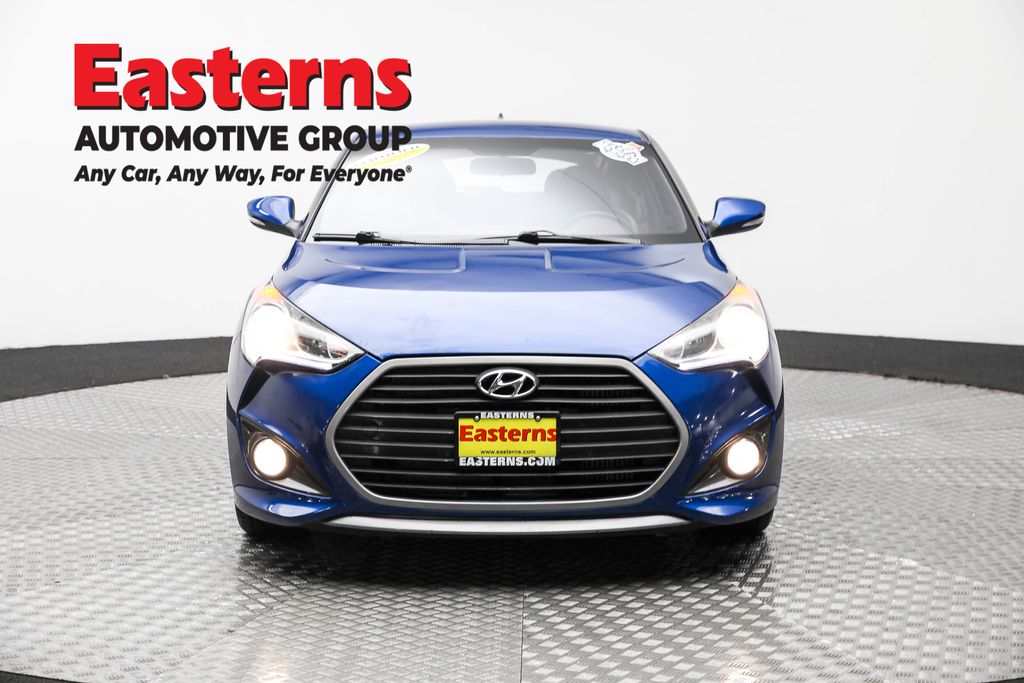 2017 Hyundai Veloster Turbo photo 2