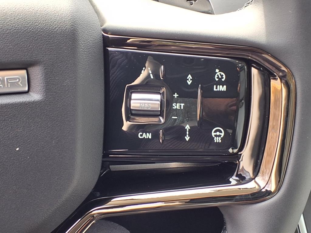 2025 Land Rover Range Rover Evoque S photo 14
