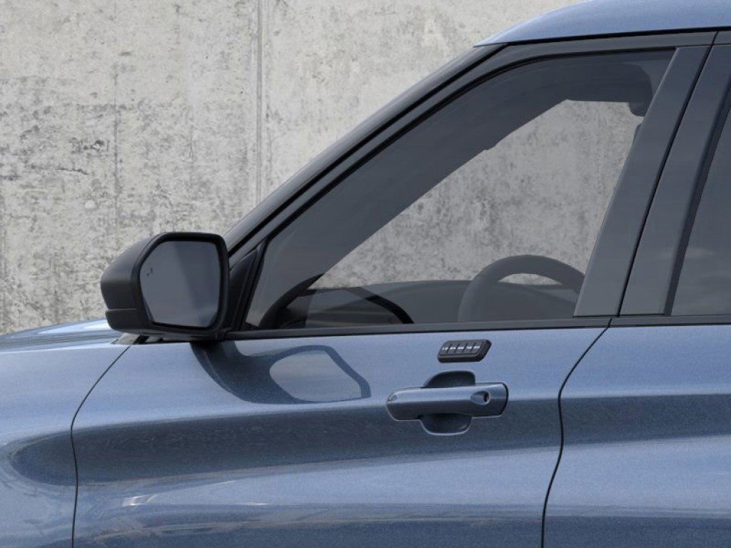 2026 Ford Explorer photo 2