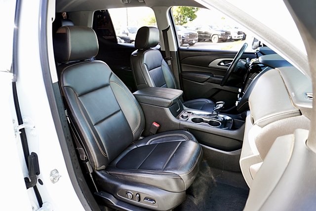 Used 2021 White Chevrolet LT Leather image 10