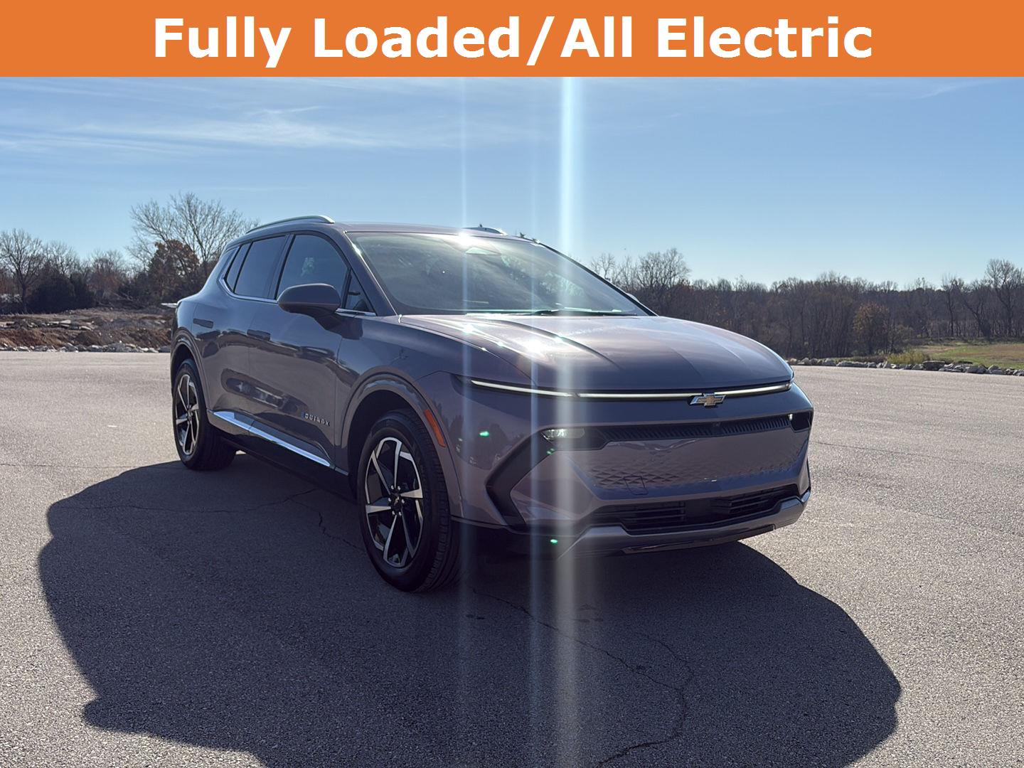 2025 Chevrolet Equinox EV 1LT photo 2