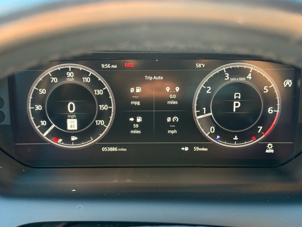 2020 Land Rover Discovery Sport SE photo 18