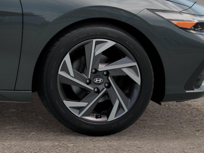 2025 Hyundai Elantra SEL Sport photo 7