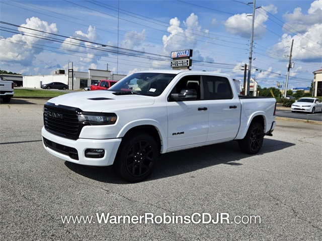 2025 Ram 1500 Laramie photo 3