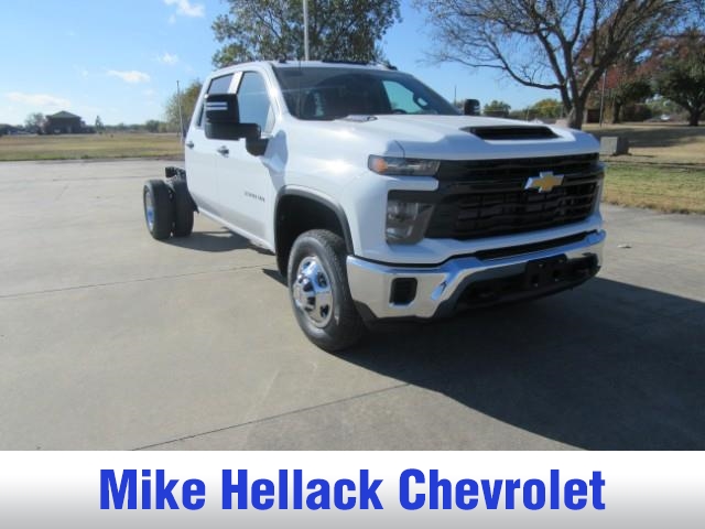 2026 Chevrolet Silverado 3500HD Work Truck's photo