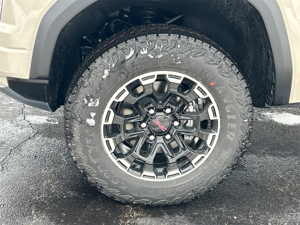 2026 GMC CANYON - Image 10