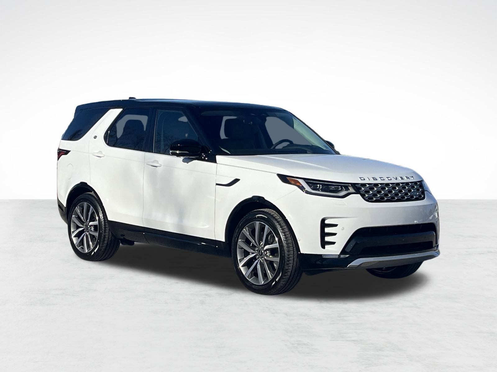 2025 Land Rover Discovery Metropolitan Edition photo 2