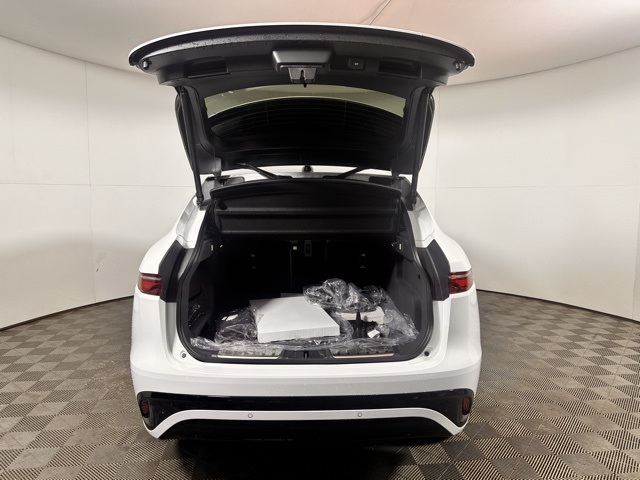 2026 Jaguar F-PACE P250 R-Dynamic S photo 7