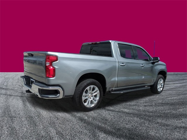 2025 Chevrolet Silverado 1500 LTZ Z71 photo 3