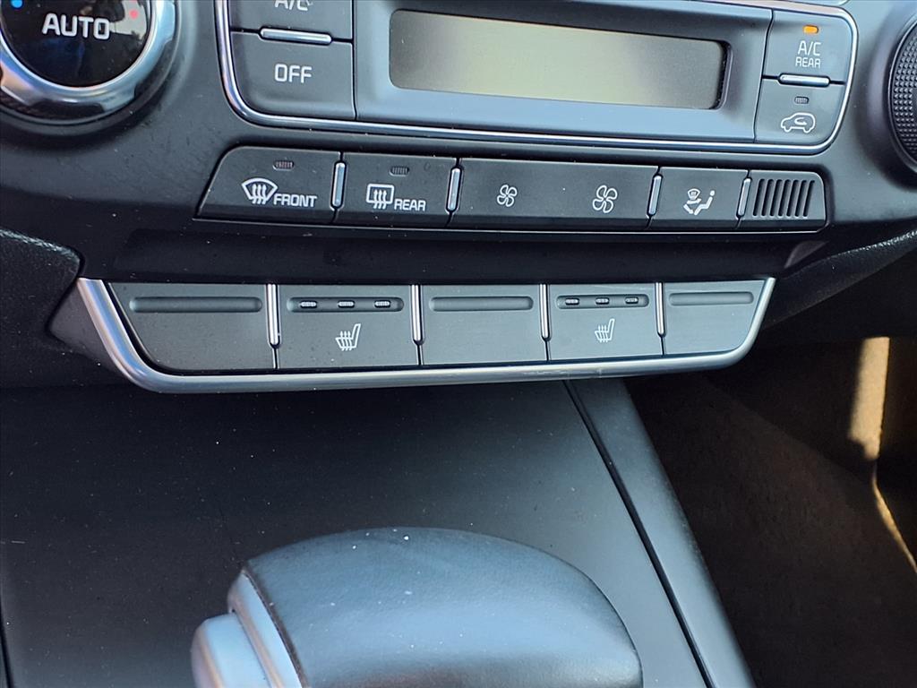 2020 Kia Sorento S V6 photo 10