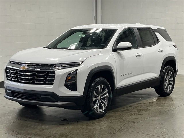 2026 Chevrolet Equinox LT photo 2