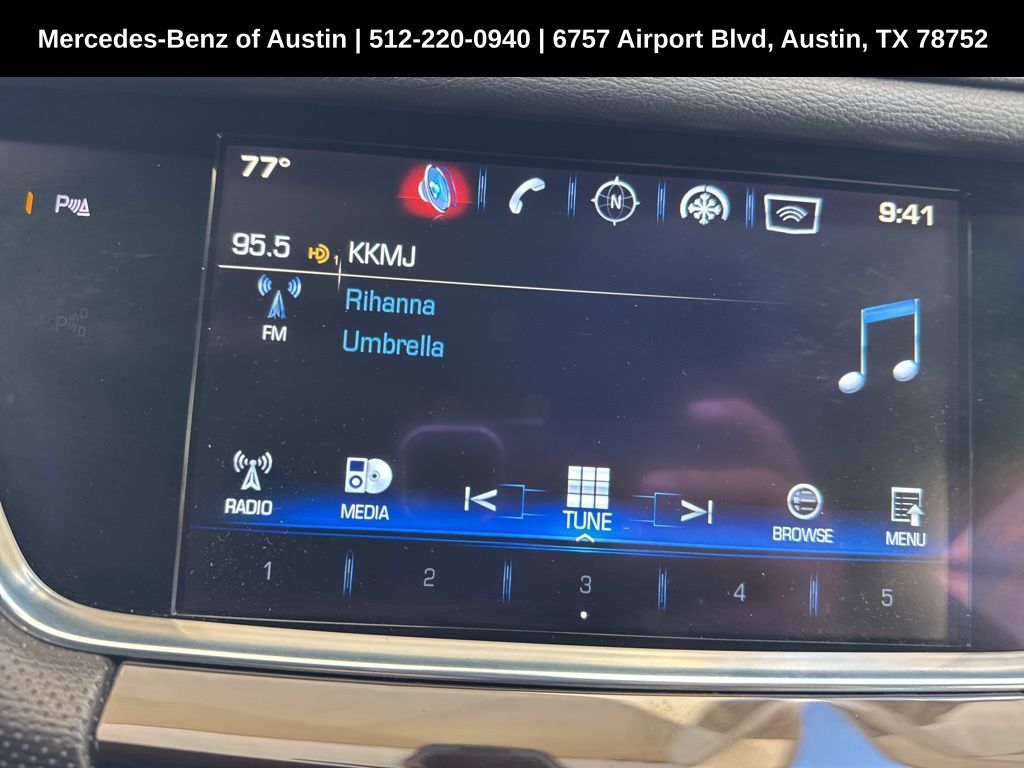 2017 Cadillac XT5 Luxury photo 25