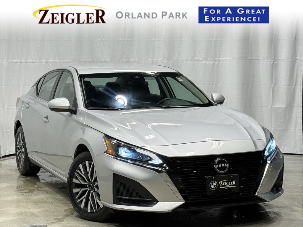 2023 Nissan Altima SV