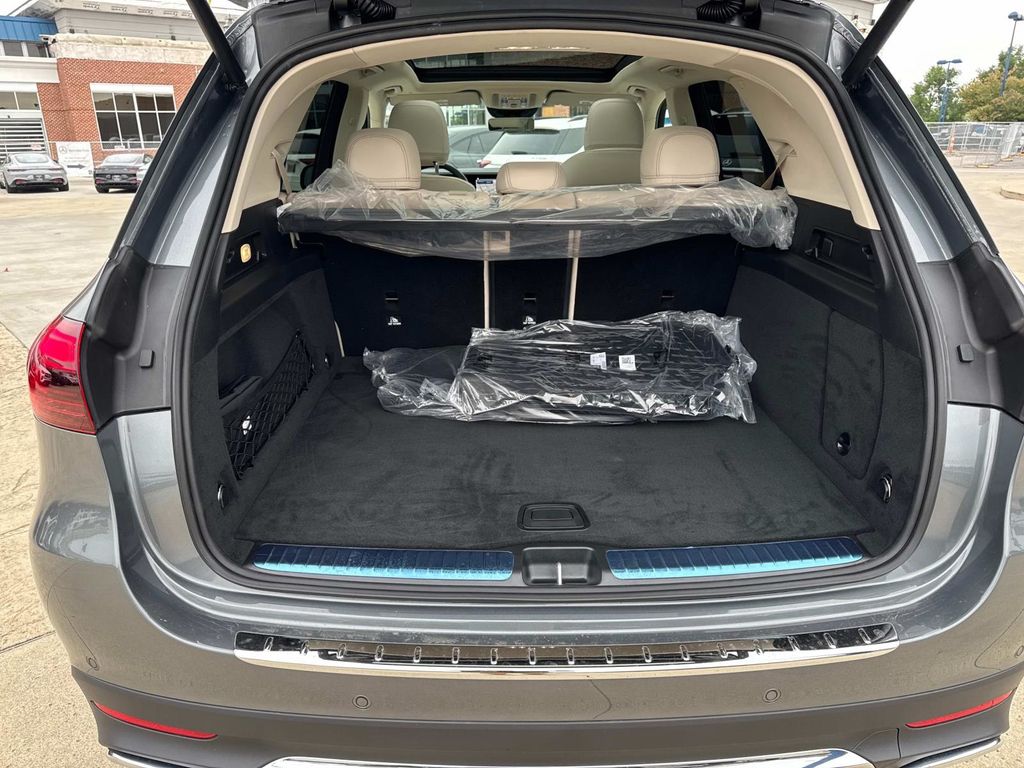 2026 Mercedes Benz GLE 350 4MATIC photo 4