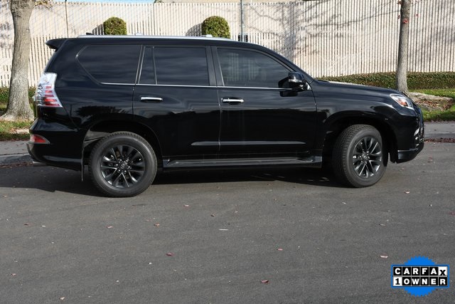 2022 Lexus GX 460 photo 3