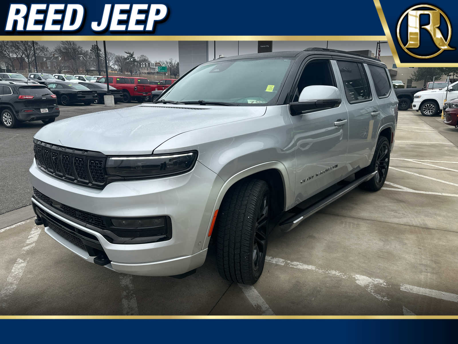 2022 Jeep Grand Wagoneer Obsidian's photo