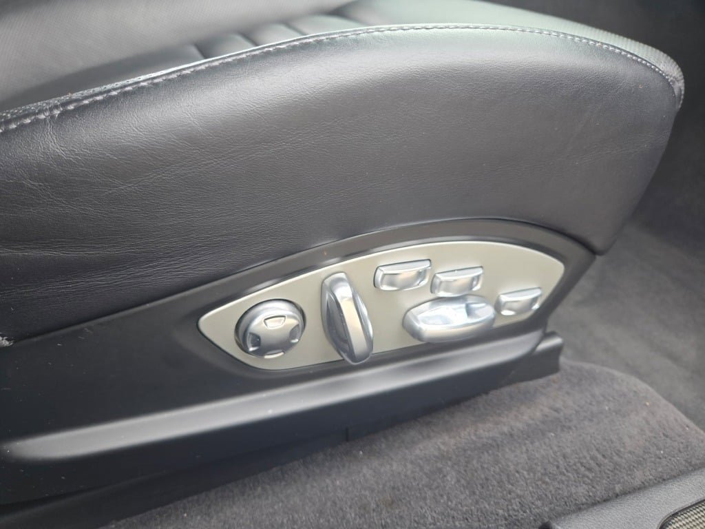 2015 Porsche Panamera GTS photo 5
