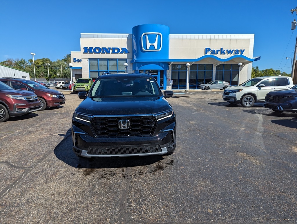 2025 Honda Pilot Touring photo 7