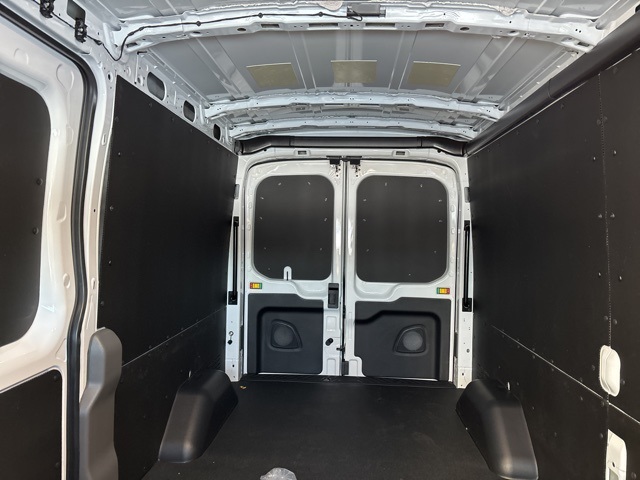 2024 Ford Transit photo 25