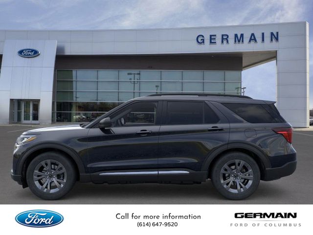 2025 Ford Explorer photo 2