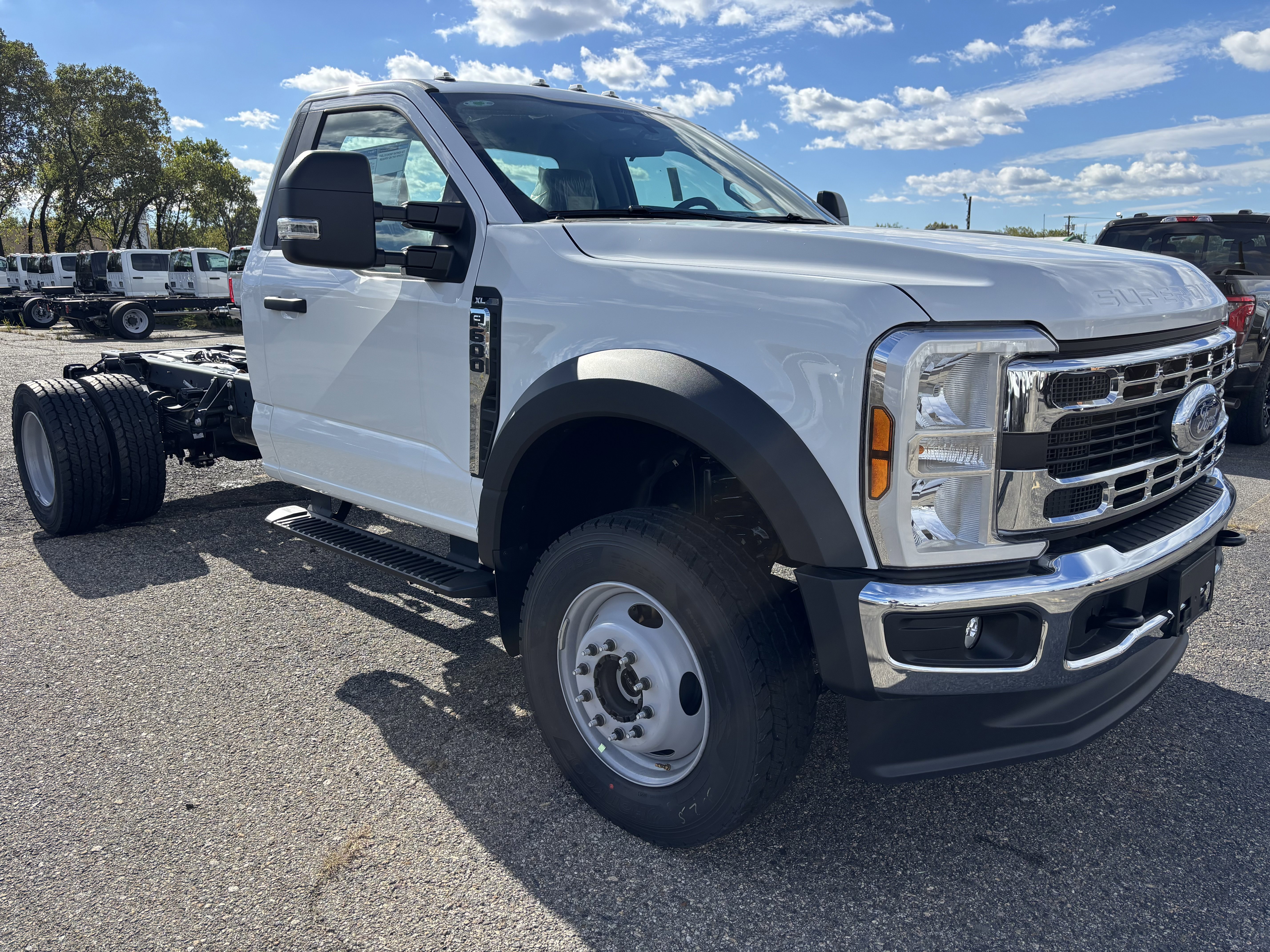 2025 Ford F-600 Super Duty Chassis Cab XL's photo