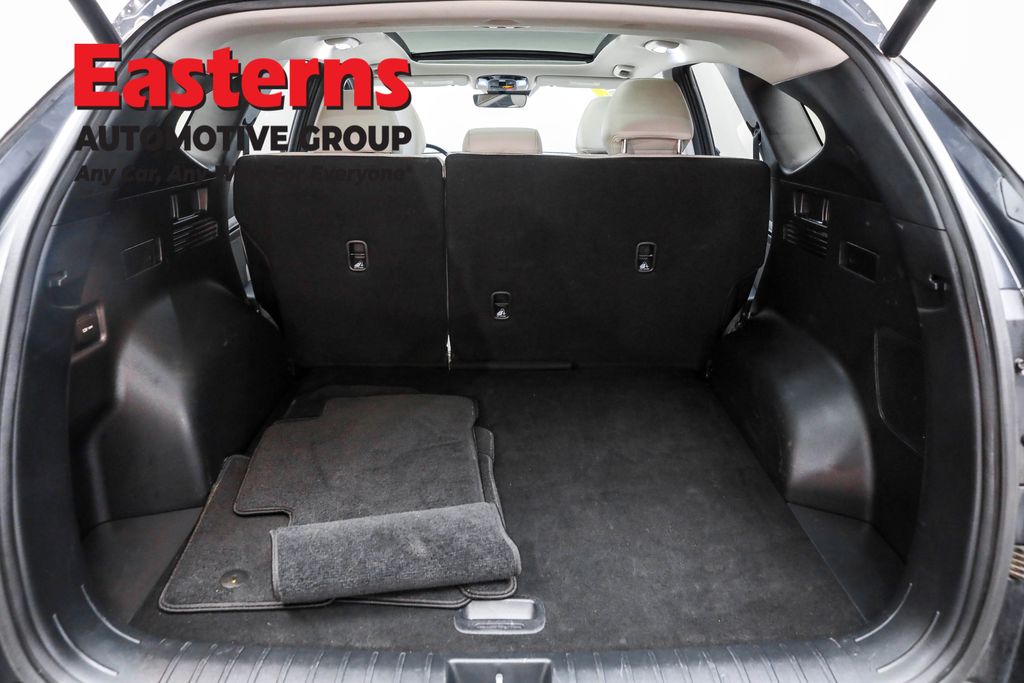 2023 Hyundai Tucson Limited photo 9