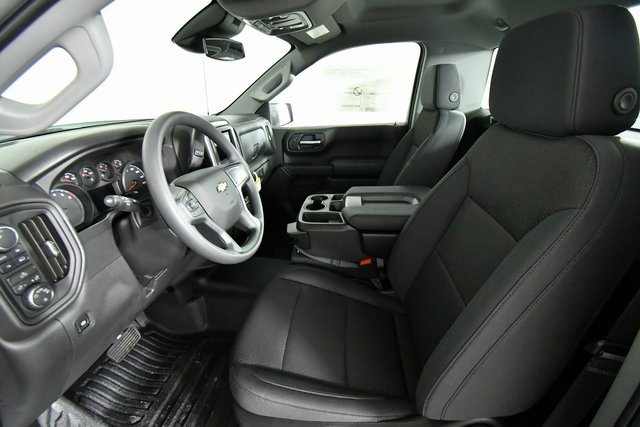 2026 Chevrolet Silverado 1500 photo 4