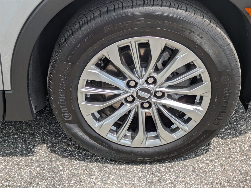 2024 Cadillac XT4 Premium Luxury photo 11