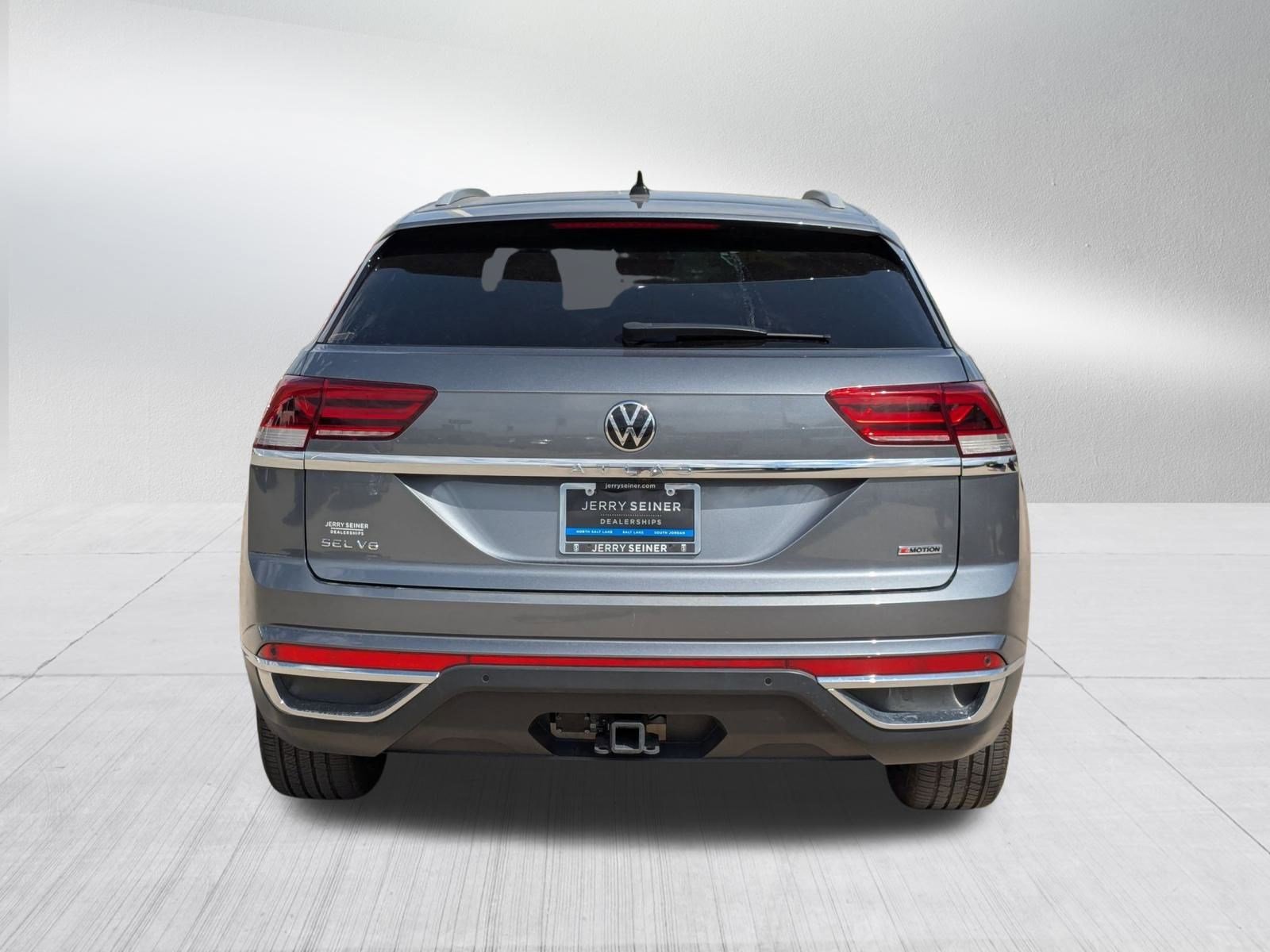 2021 Volkswagen Atlas Cross Sport V6 SEL Premium photo 3