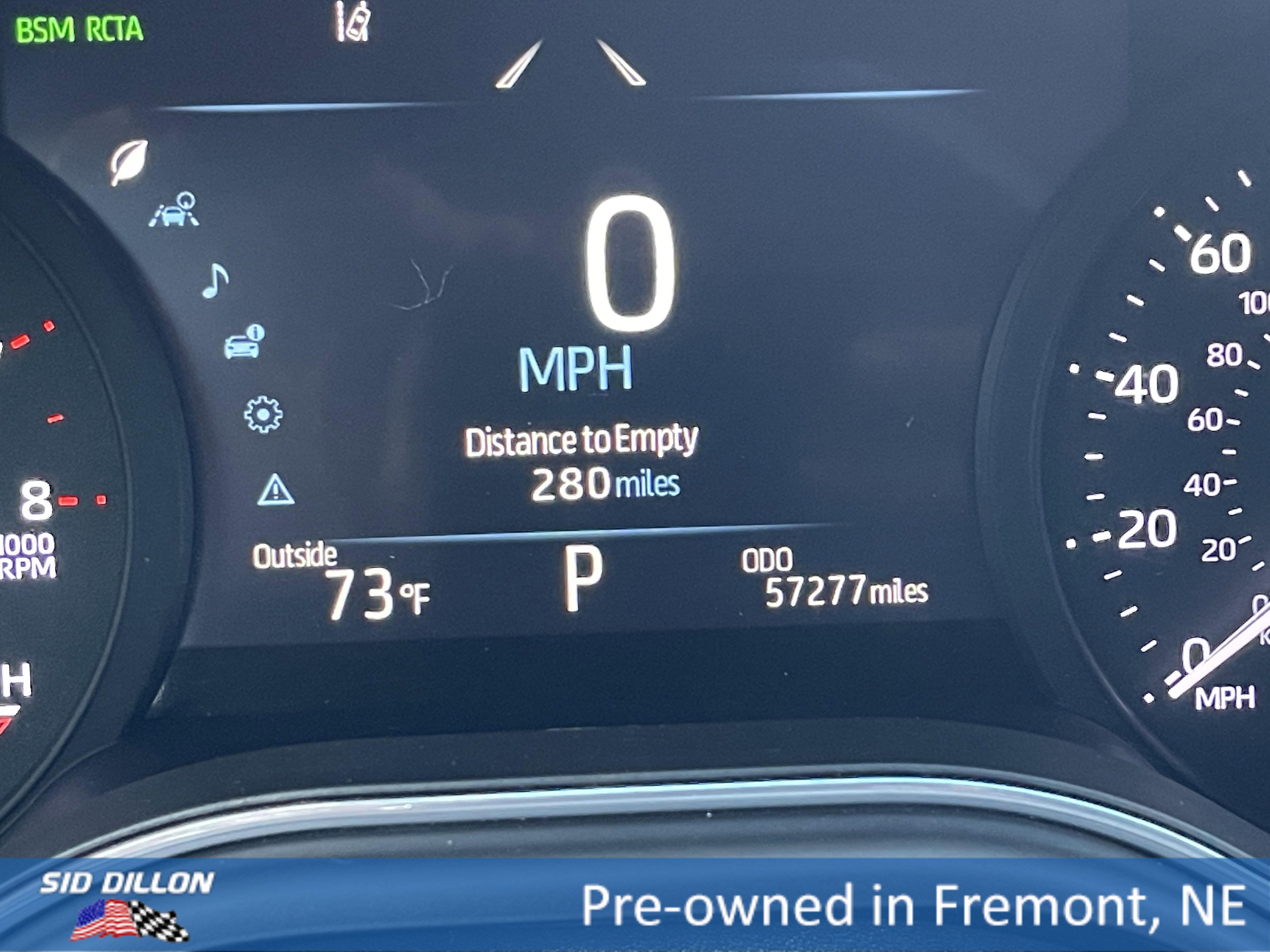 2019 Toyota Avalon XLE photo 2