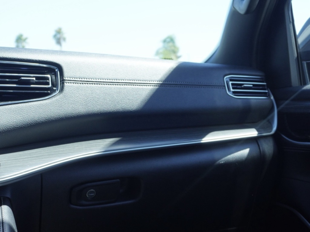 2023 Jeep Wagoneer L Series II photo 22