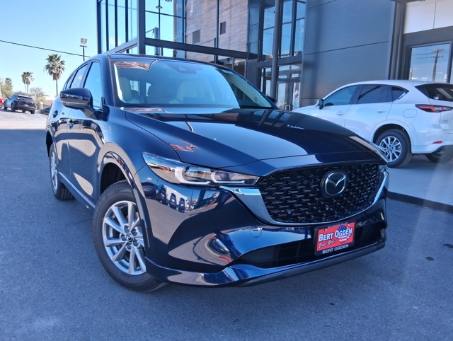 2025 Mazda CX-5 S Preferred package's photo