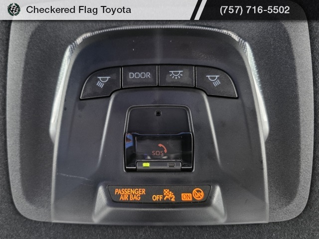 2024 Toyota Corolla Cross Hybrid SE photo 9