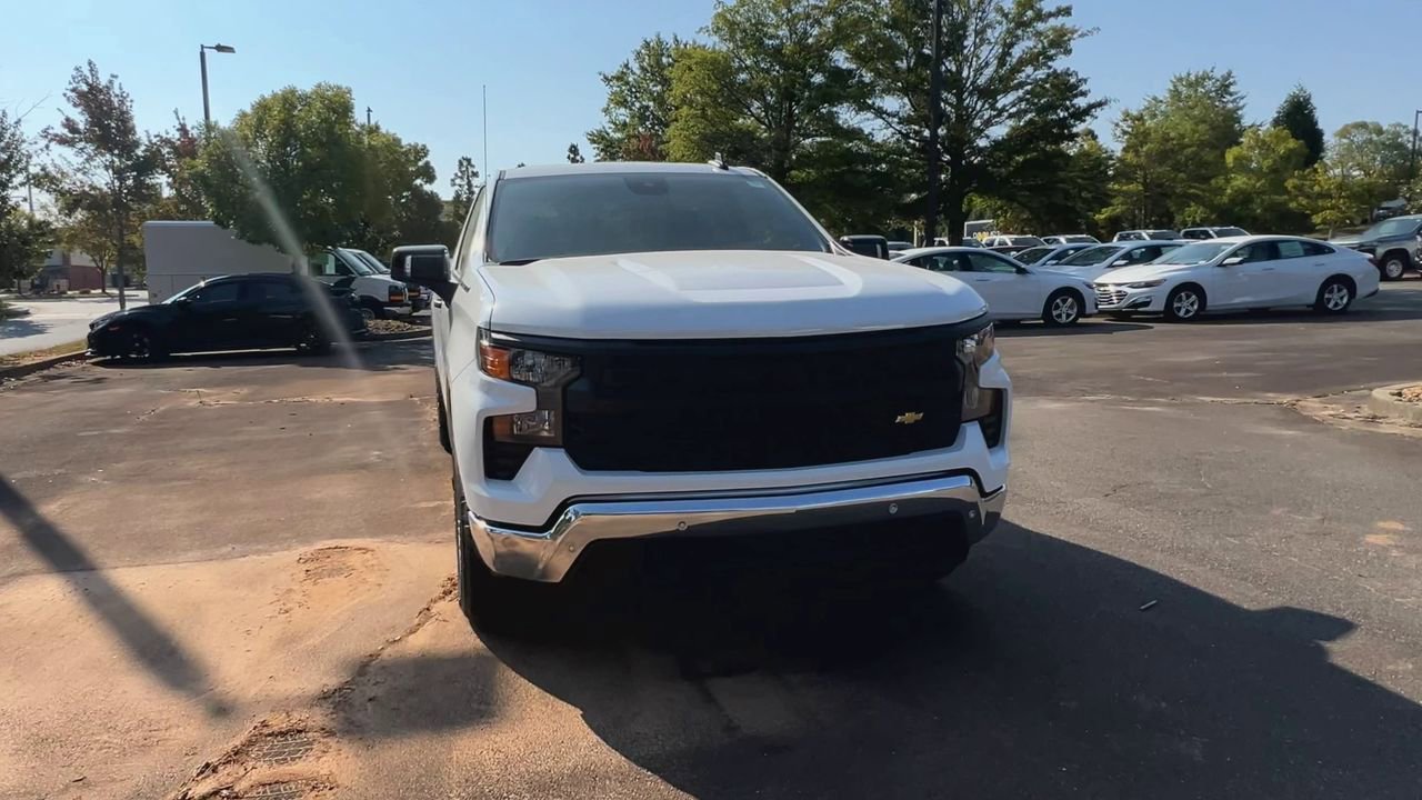 2026 Chevrolet Silverado 1500 photo 3