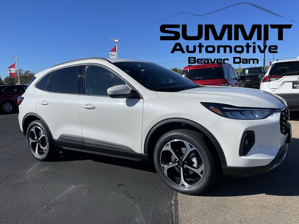 2026 Ford Escape ST-Line Select's photo