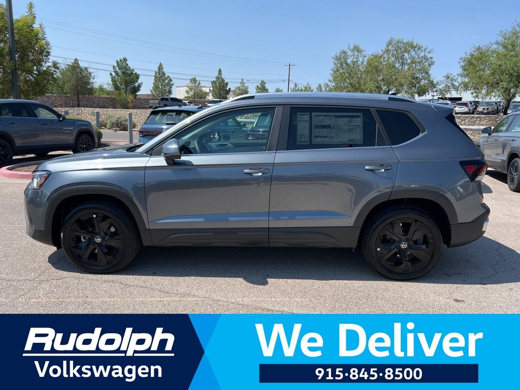 2025 Volkswagen Taos SE photo 2