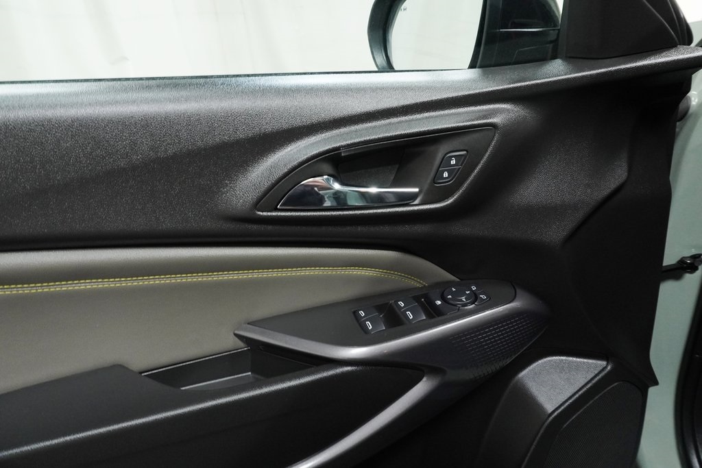 2025 Chevrolet Trax ACTIV photo 17