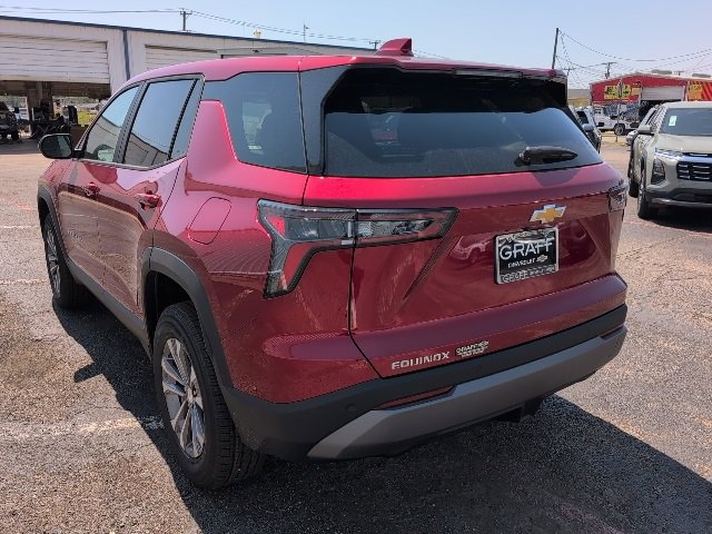 2026 Chevrolet Equinox LT photo 2