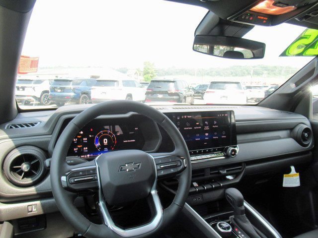 2025 Chevrolet Colorado Trail Boss photo 6
