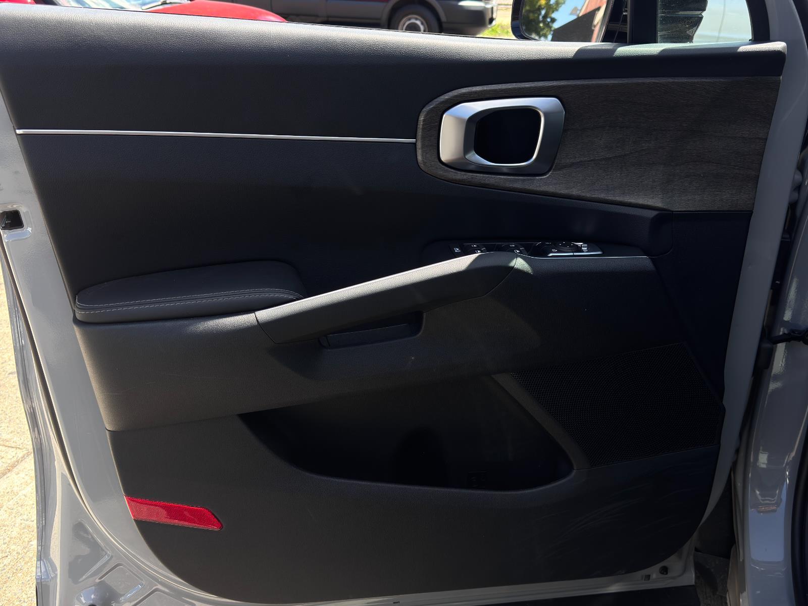 2023 Kia Sorento X-Line EX photo 7