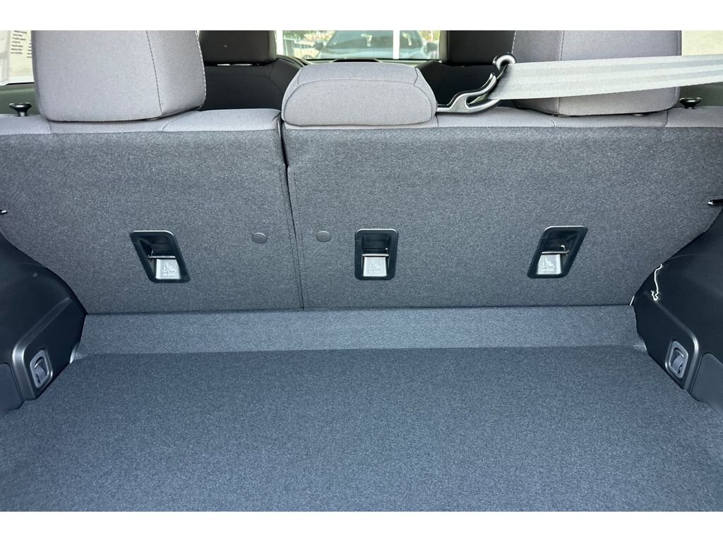 2025 Subaru Crosstrek Premium photo 14