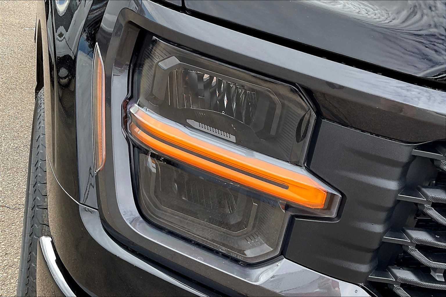 2025 Ford F-150 STX photo 13
