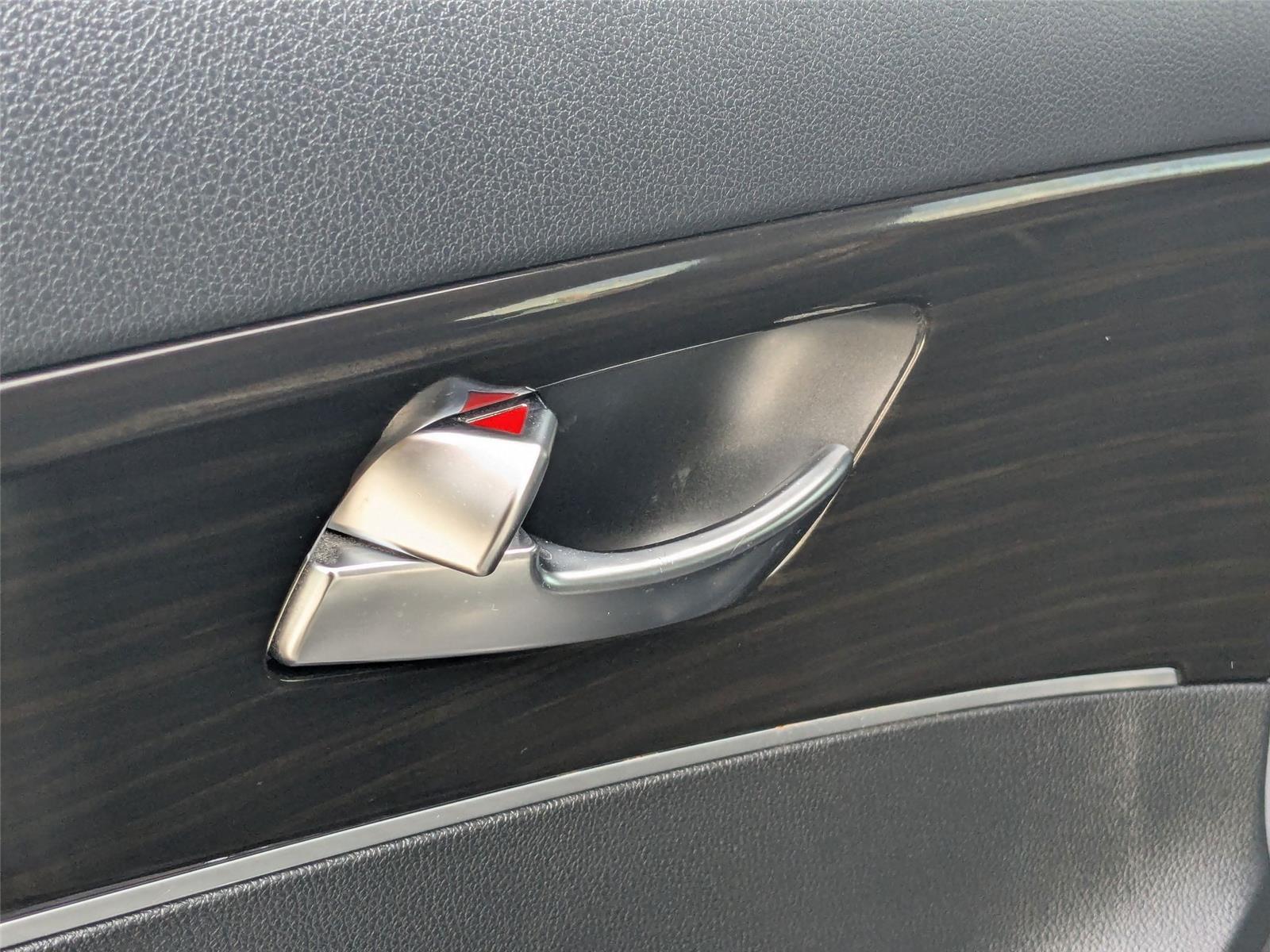 2020 Kia Sorento S V6 photo 26