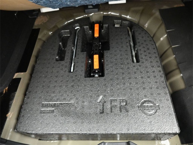 2019 Nissan Kicks SV photo 24