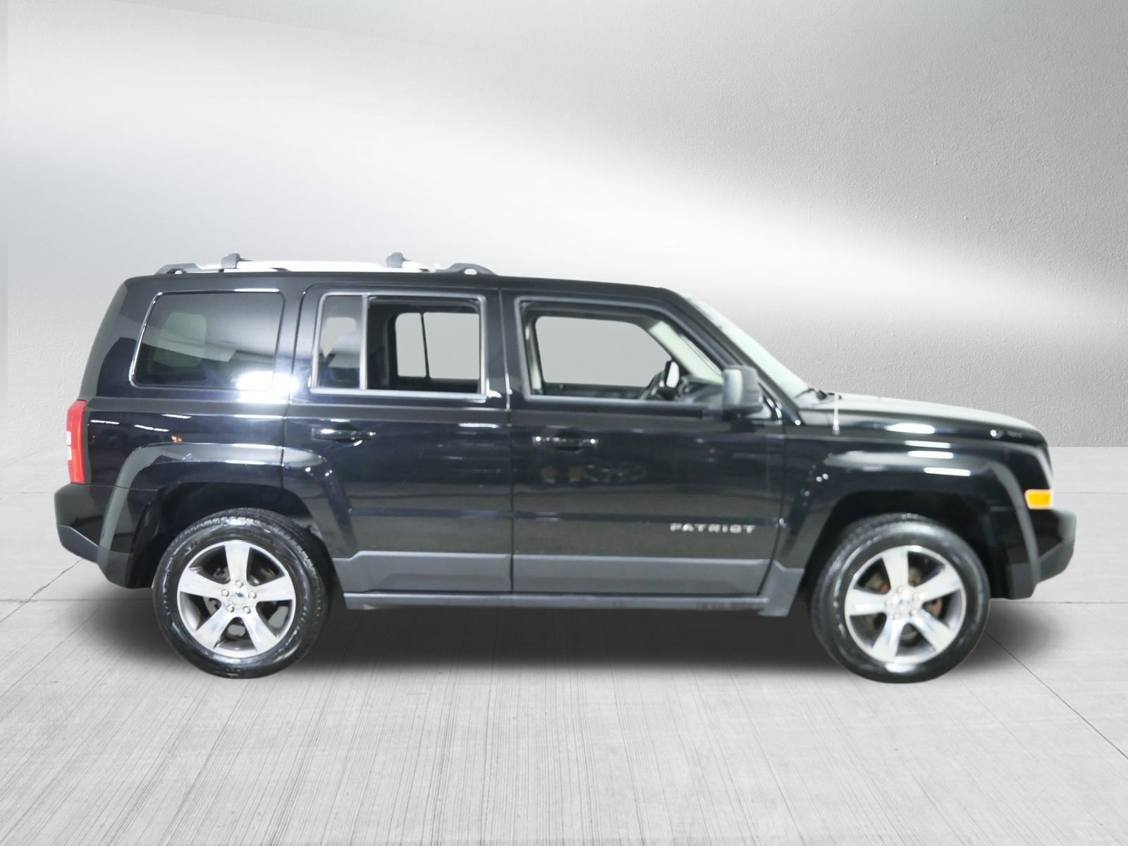 2016 Jeep Patriot High Altitude Altitude Edition photo 8